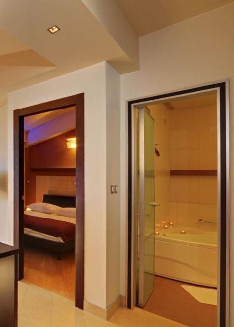 Hotel Diadem Omiš Eksteriør billede