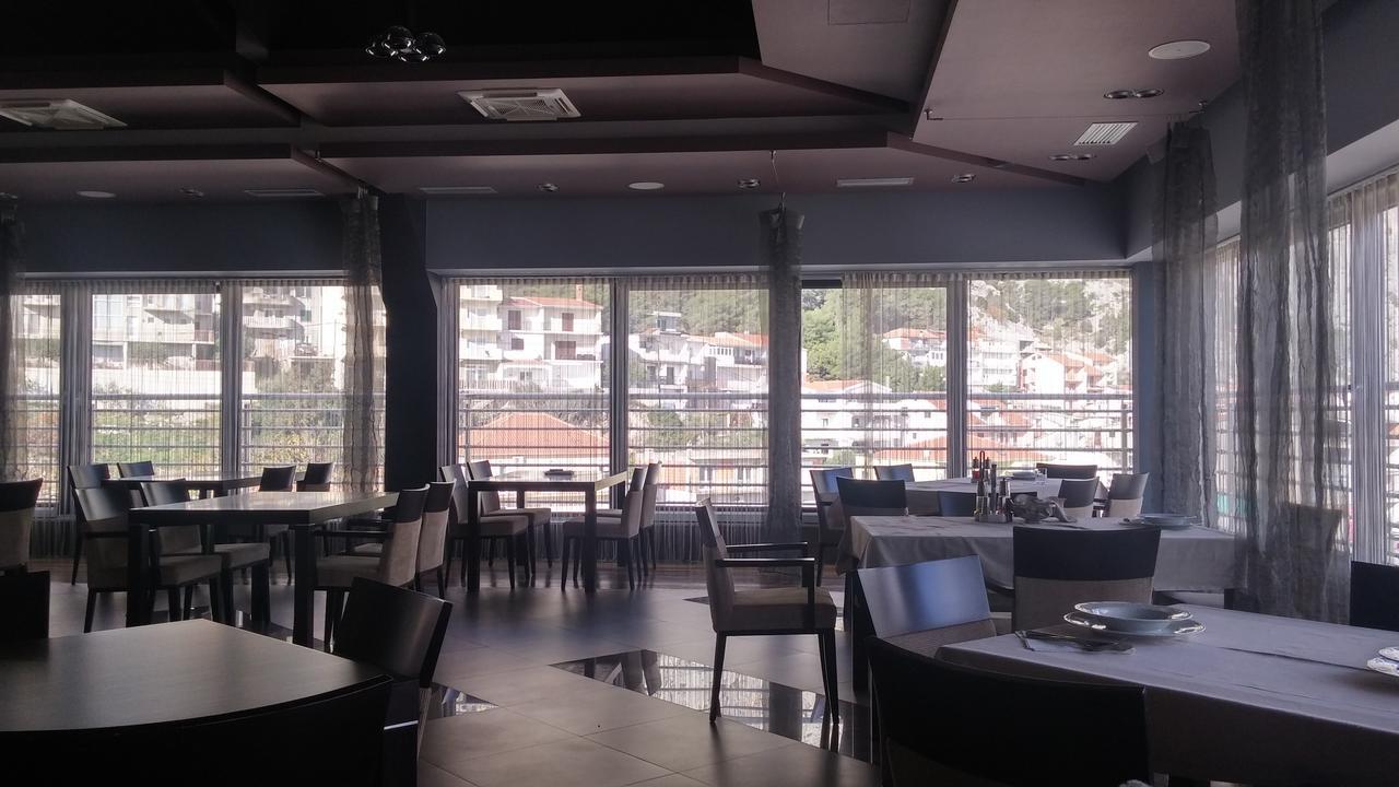 Hotel Diadem Omiš Eksteriør billede